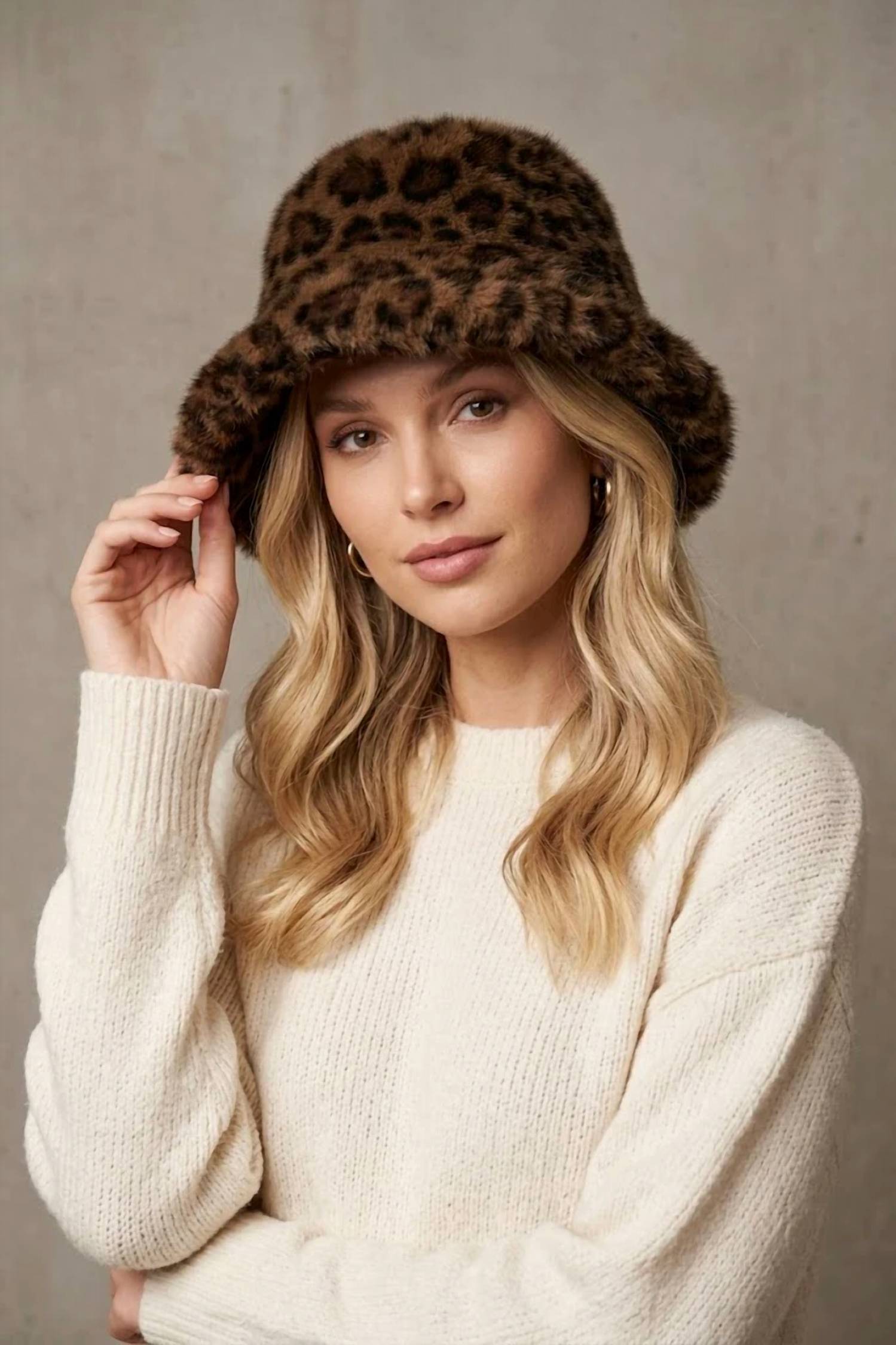 Joseph Ribkoff - Leopard Print Faux Fur Bucket Hat