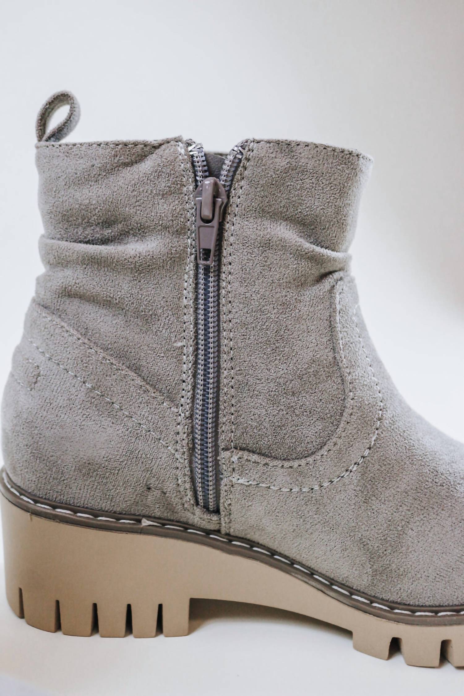Very G - Women's Dashing Boots