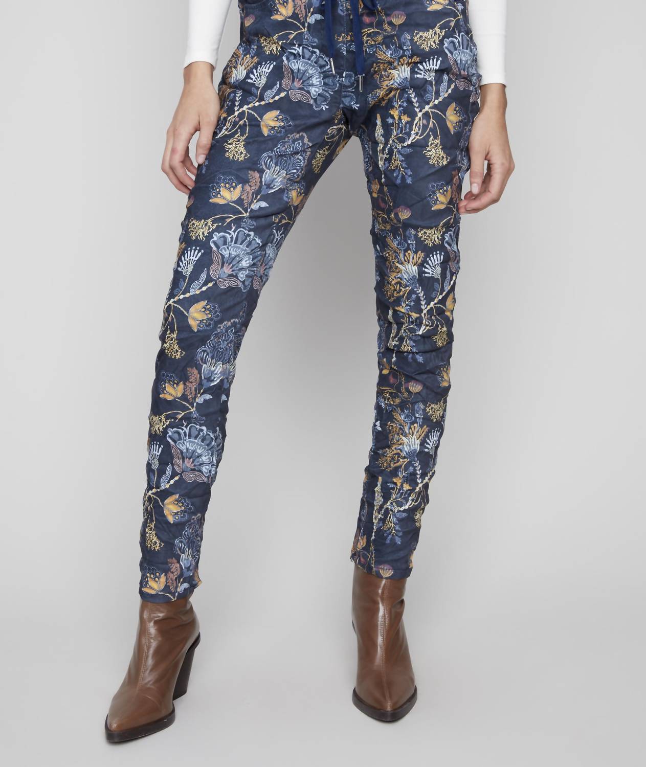Charlie B - Printed Crinkle Suede Pull On Jogger Pants