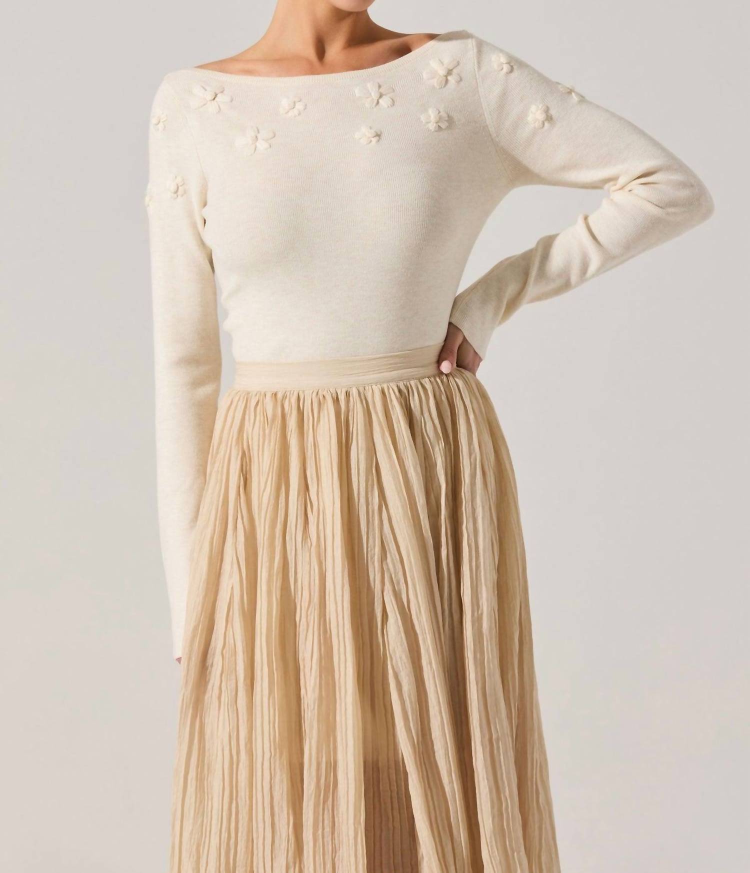 Astr - Bluma Boatneck Sweater