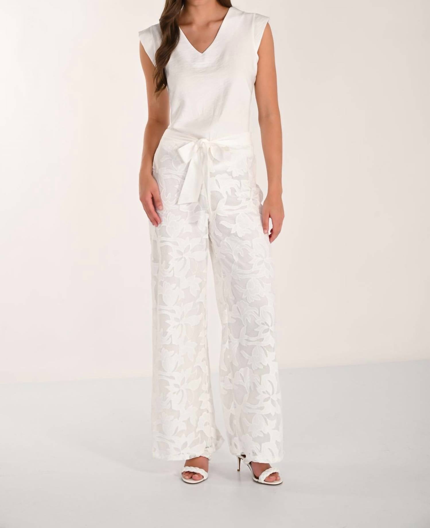 Frank Lyman - Botanical Tone on Tone Lace Pant
