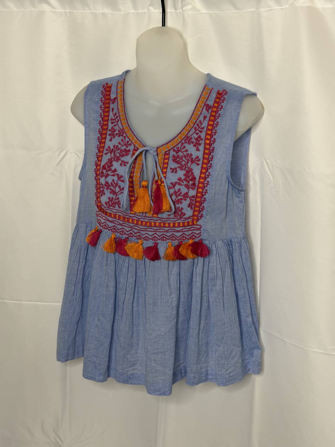 Thml - Women's Sleeveless Embroidered Top