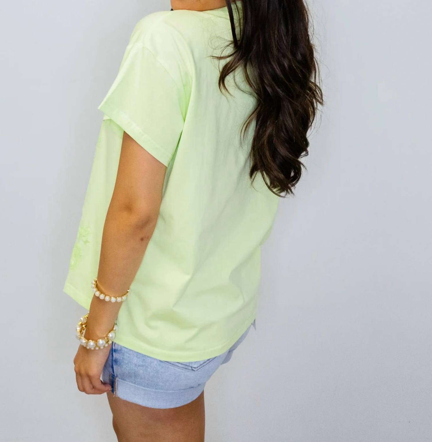 Queen Of Sparkles - Tonal Card Logo Tee
