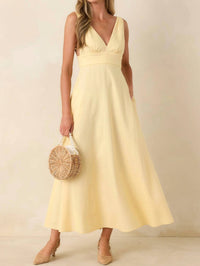 Minkpink - Kaia Linen Blend Maxi Dress