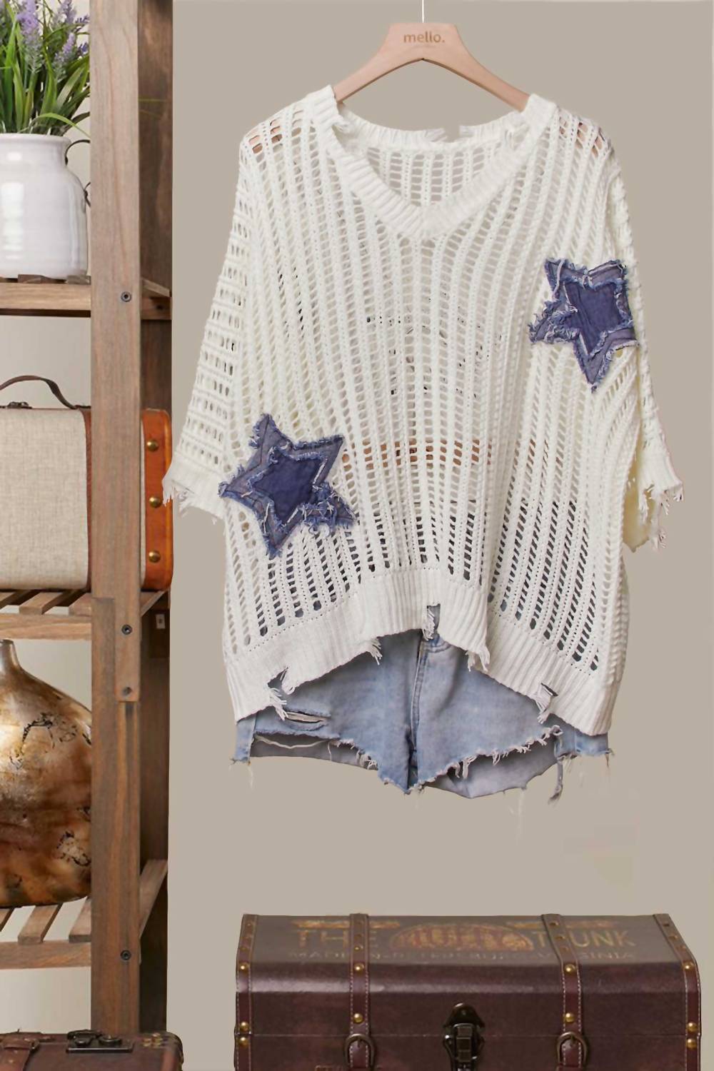 Mello - Distressed Star Knit Pullover