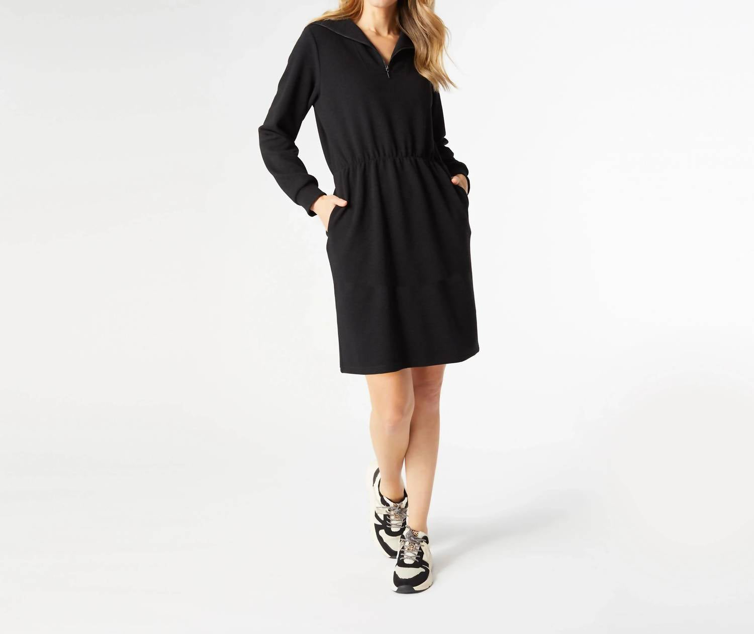 Coco + Carmen - Lyla Long Sleeve Dress with Pockets