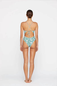 Mikoh - Thalia One Piece