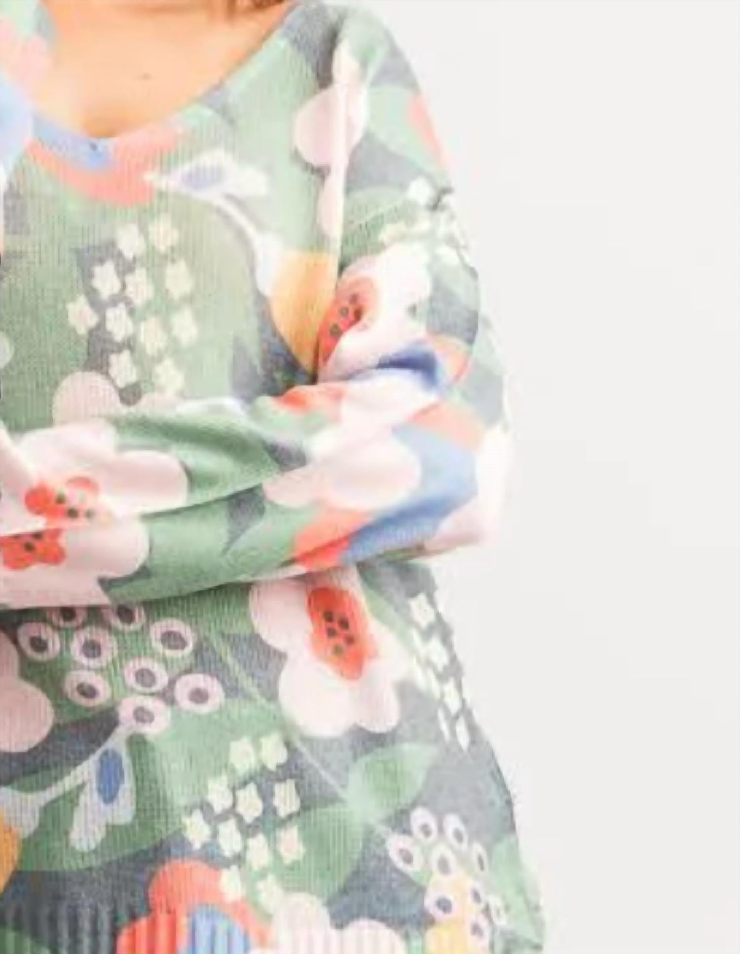 Papillon - Floral Lightweight Sweater