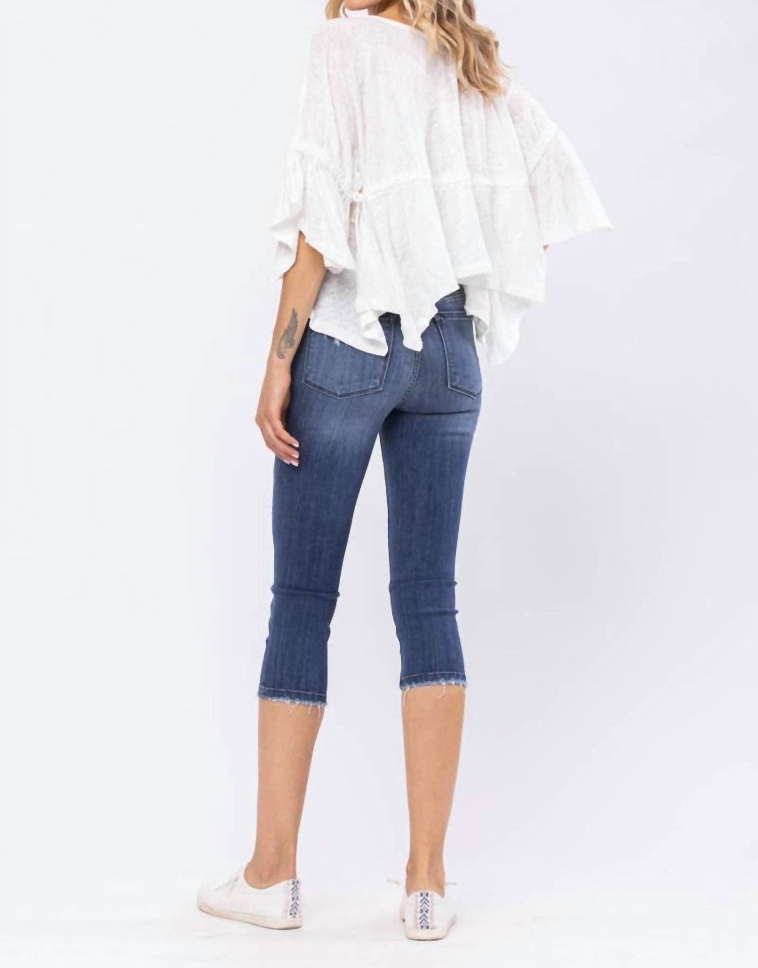 Judy Blue - Mid-rise Contrast Patch Skinny Capri Jeans