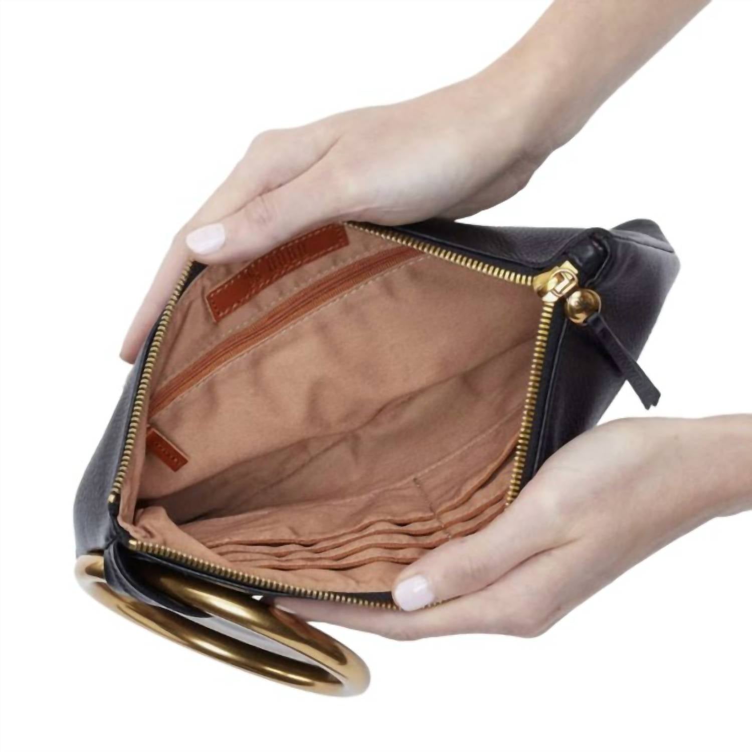 Hobo - Sheila Hard Ring Clutch