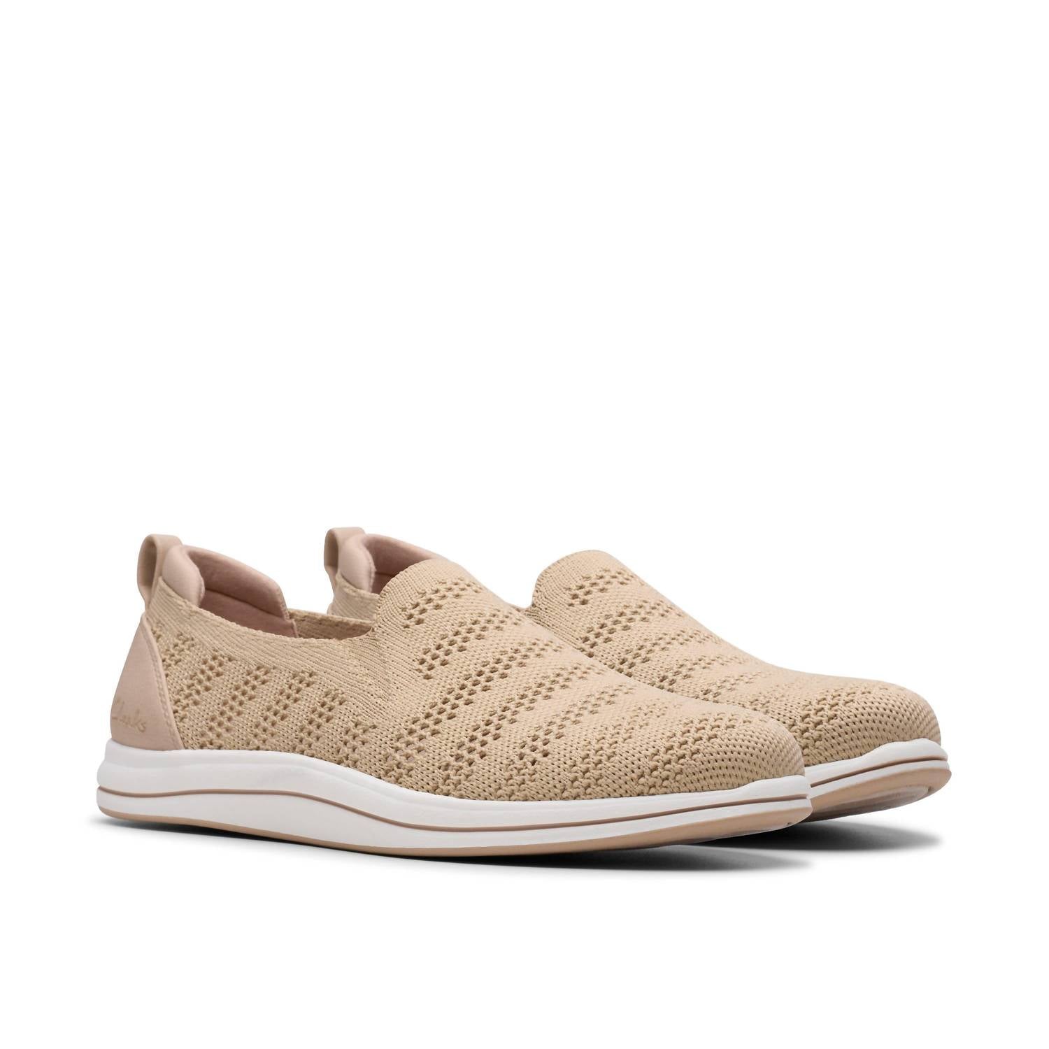Clarks - Women's Breezey Izzy Sandals