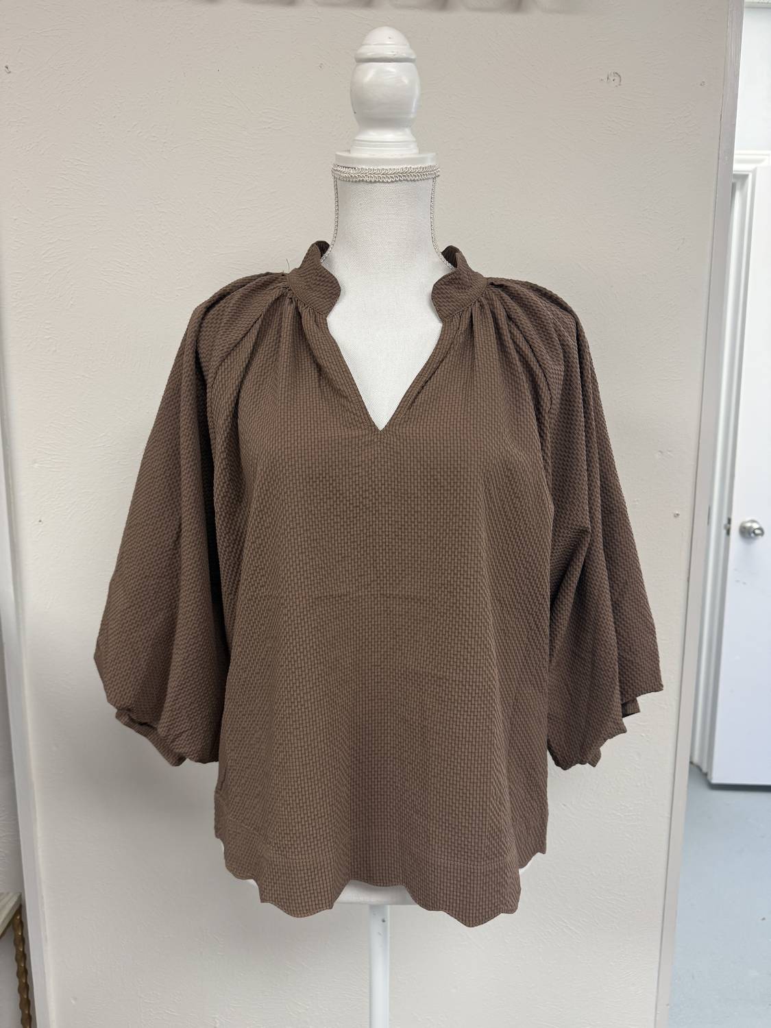 Umgee - Women's V Neck 3/4 Sleeve Top