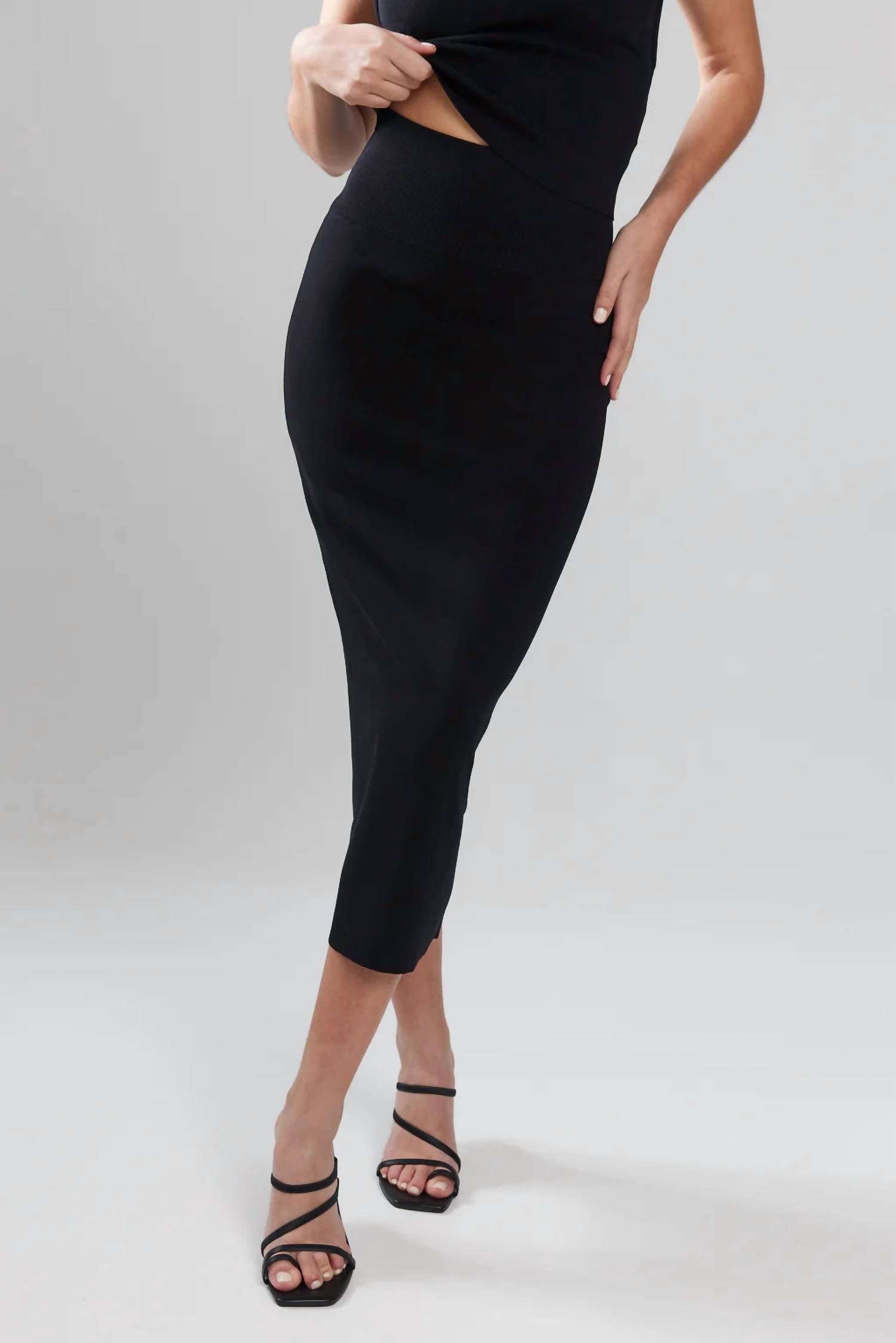 Kada - The Midi Tube Skirt