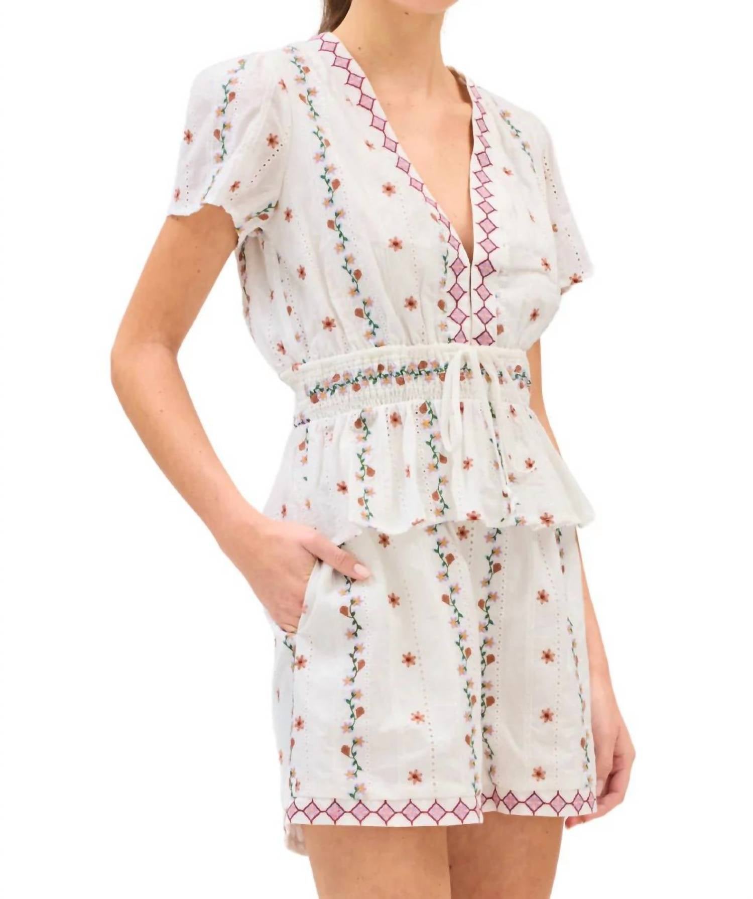 ALLISON NEW YORK Cordelia Top in floral - women's t-shirt - detail view