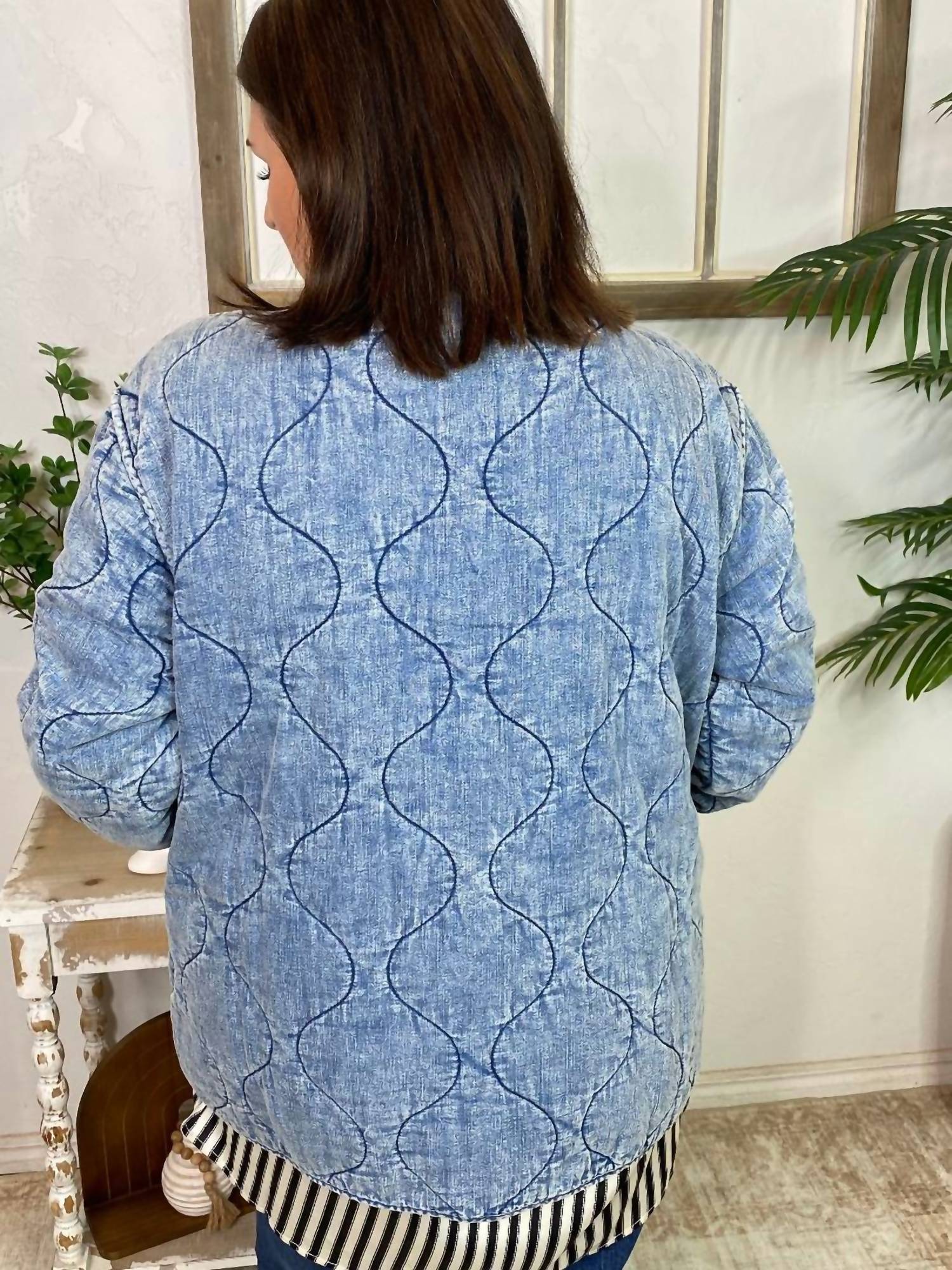 Ee:Some - Washed Denim Quilted Jacket - Curvy