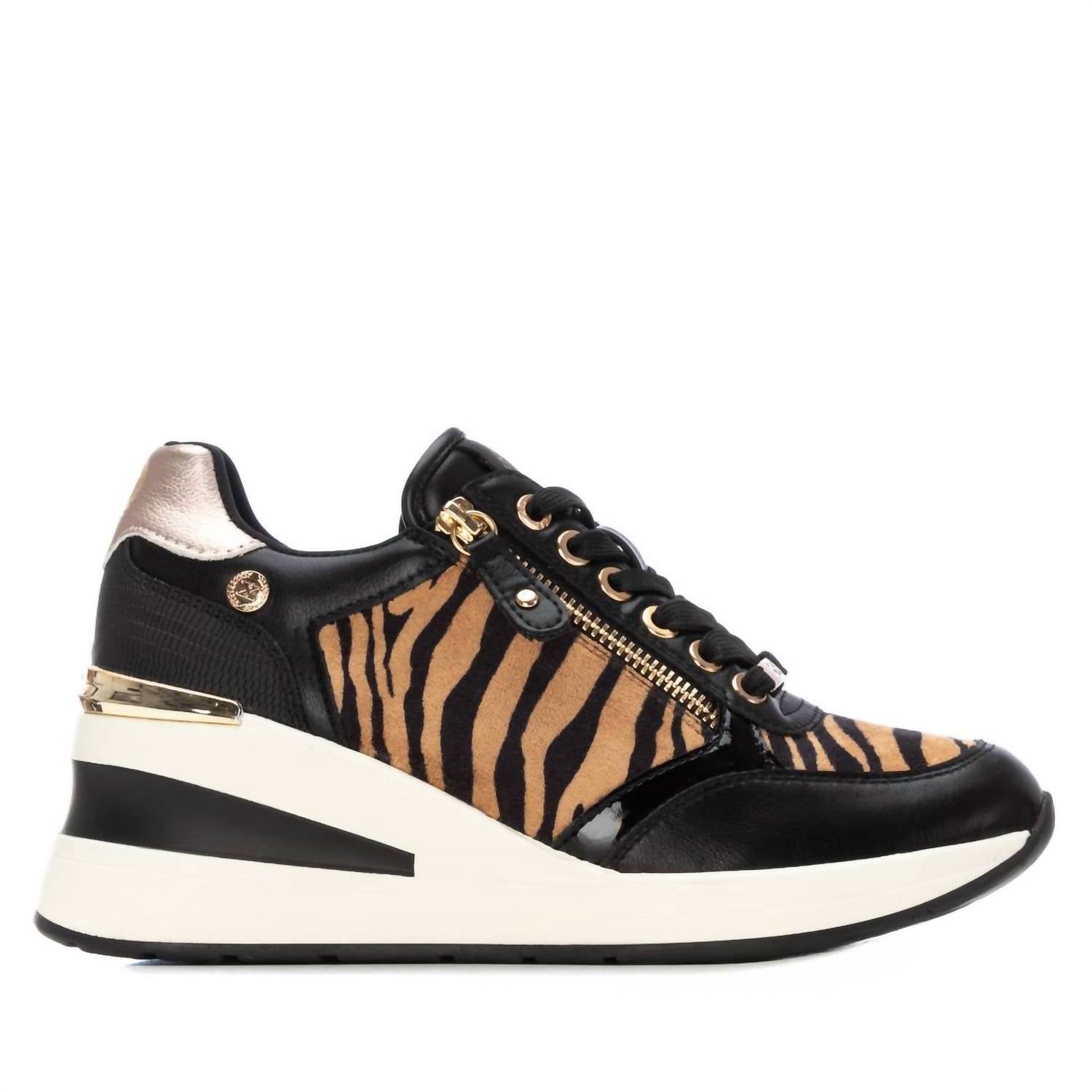 Xti - Women's 144378 Round Toe Sneakers