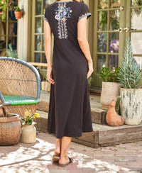 Paparazzi - Jersey Knit Embroidered Maxi Dress