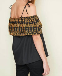 Hayden La - Embroidered Off The Shoulder Cropped Top