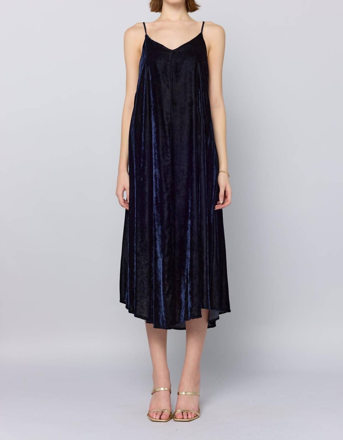 Babette Caroli Velvet Midi Dress in black - women's dress