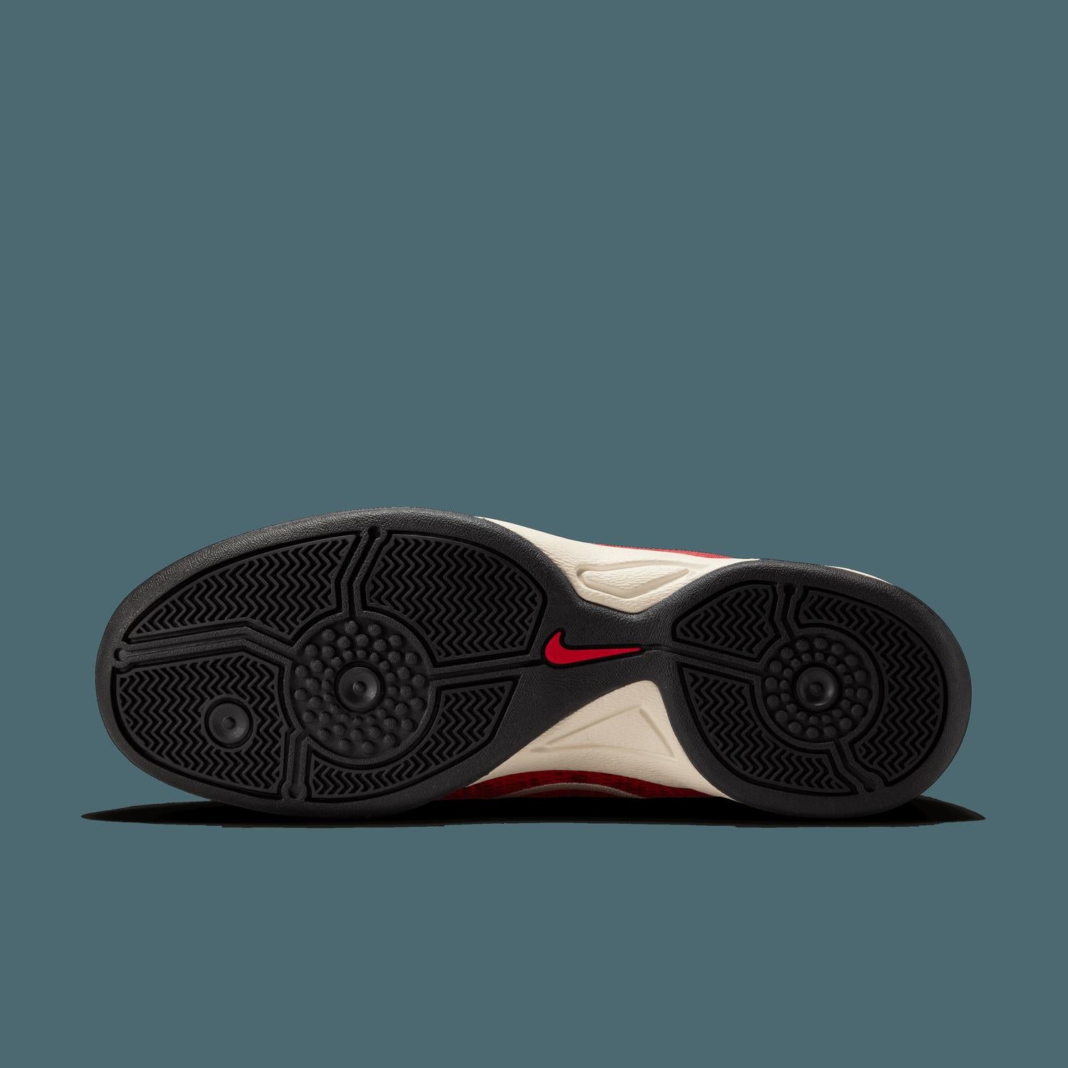 Nike - Women's Total Se Shoes