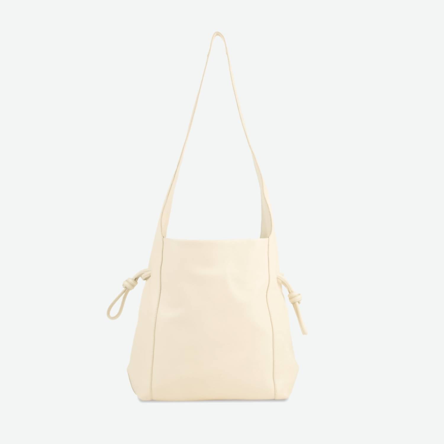 Per Lei New York - Women's Seneca Leather Drawstring Shoulder Bag