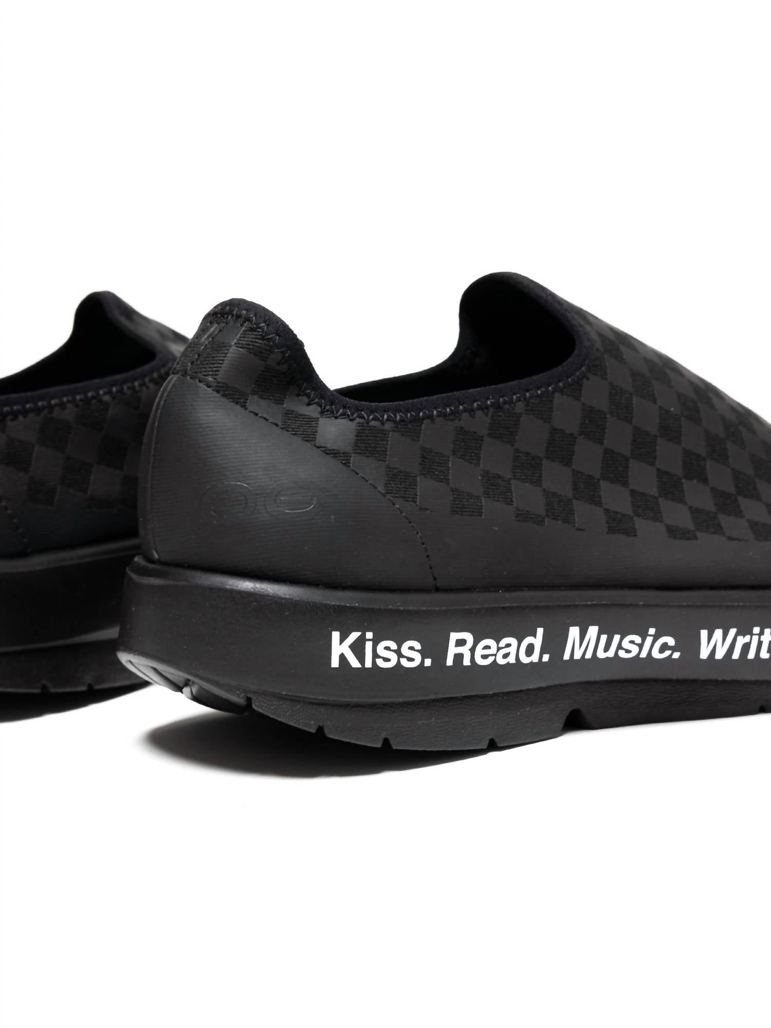 Oofos X Takahiromiyashitathesoloist. - Men Checker Sneaker