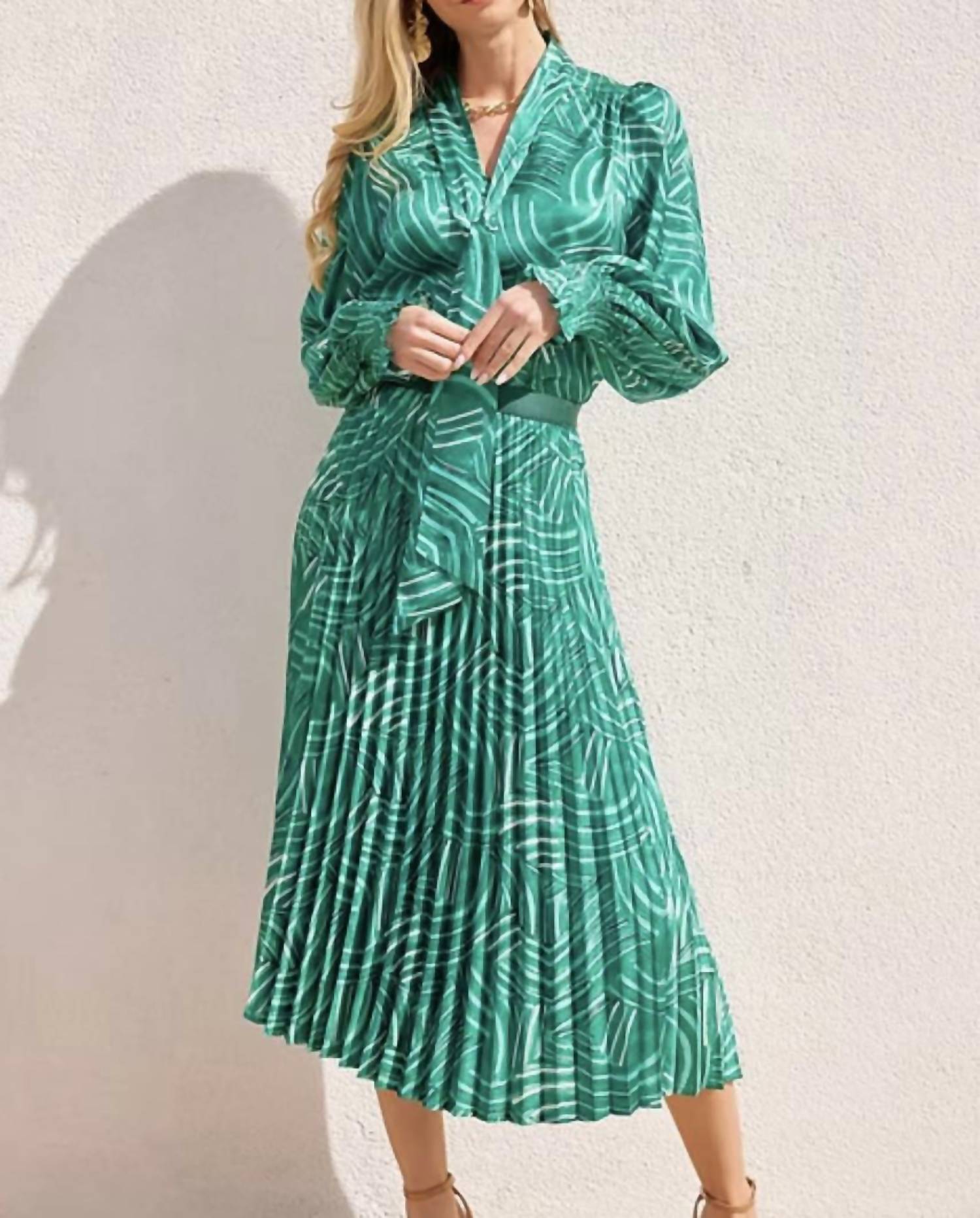 Jade - Pleated elastic waist skirt