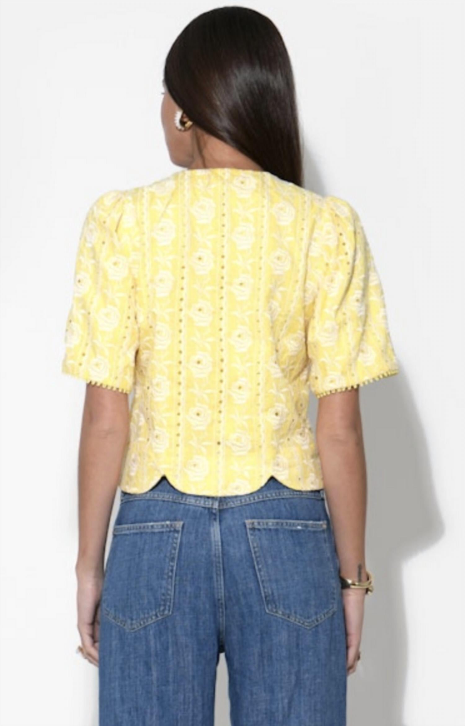 Adelyn Rae - Eleanor Scallop Foral Embroidery Blouse