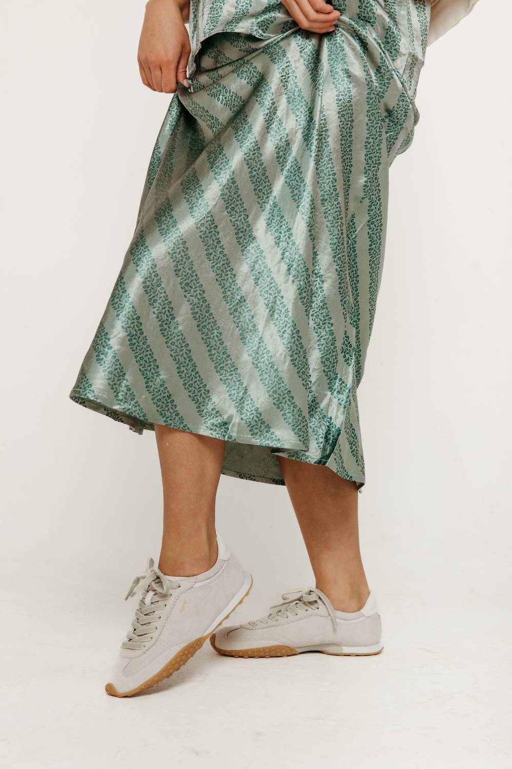 The Tiny Big Sister - Flowers Bias Cut Skirt Washed