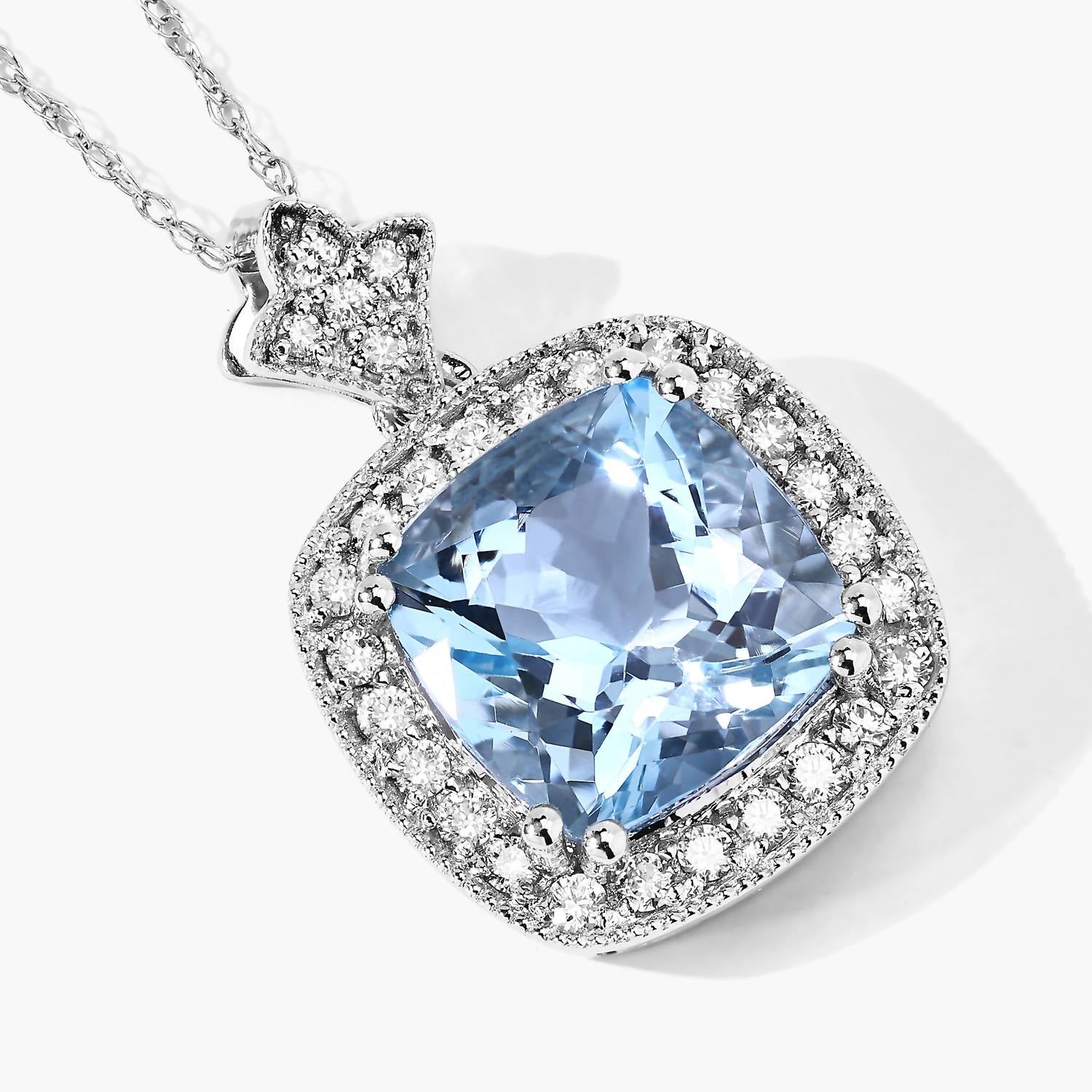 Diana M Jewels Women's Cushion Natural Aquamarine Pendant Necklace (3.31 Ct) - Signature Plus in 14k white gold - women's jewelry - detail view