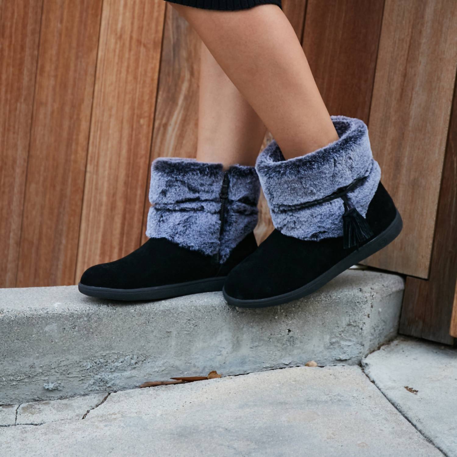 Lamo - Women's Dharma Suede And Fur Collared Boot