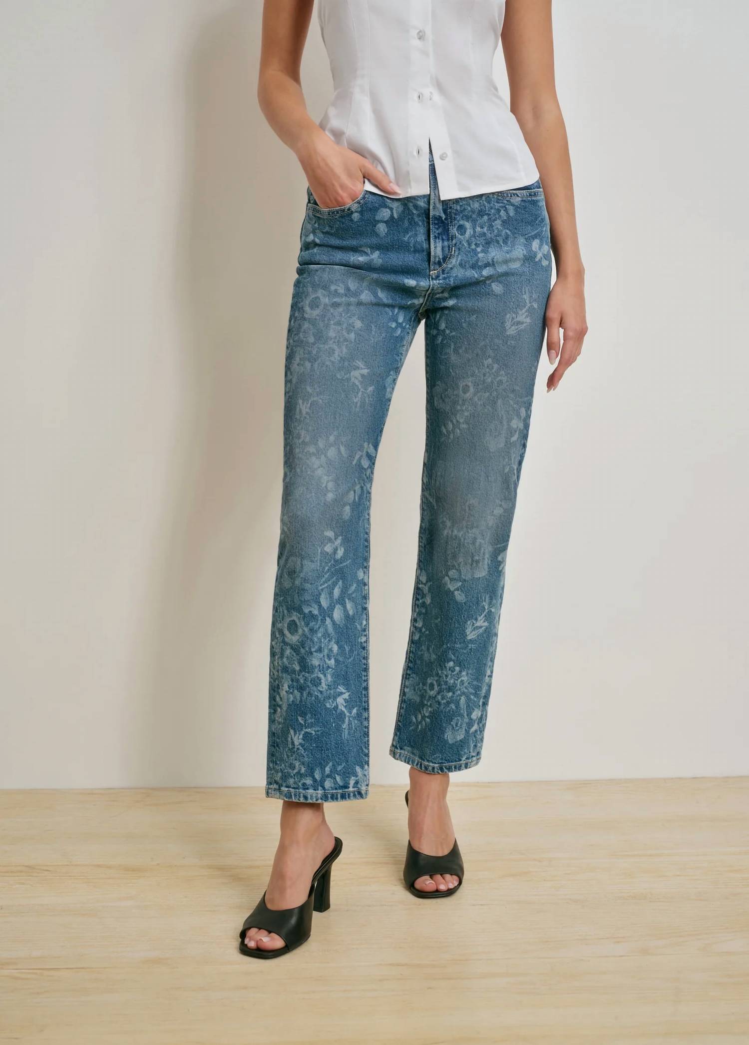 Favorite Daughter - THE VALENTINA STRAIGHT JEAN