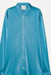 forte forte Women's Essential Heavy Stretch Shirt in ceruleo - women's shirt - detail view