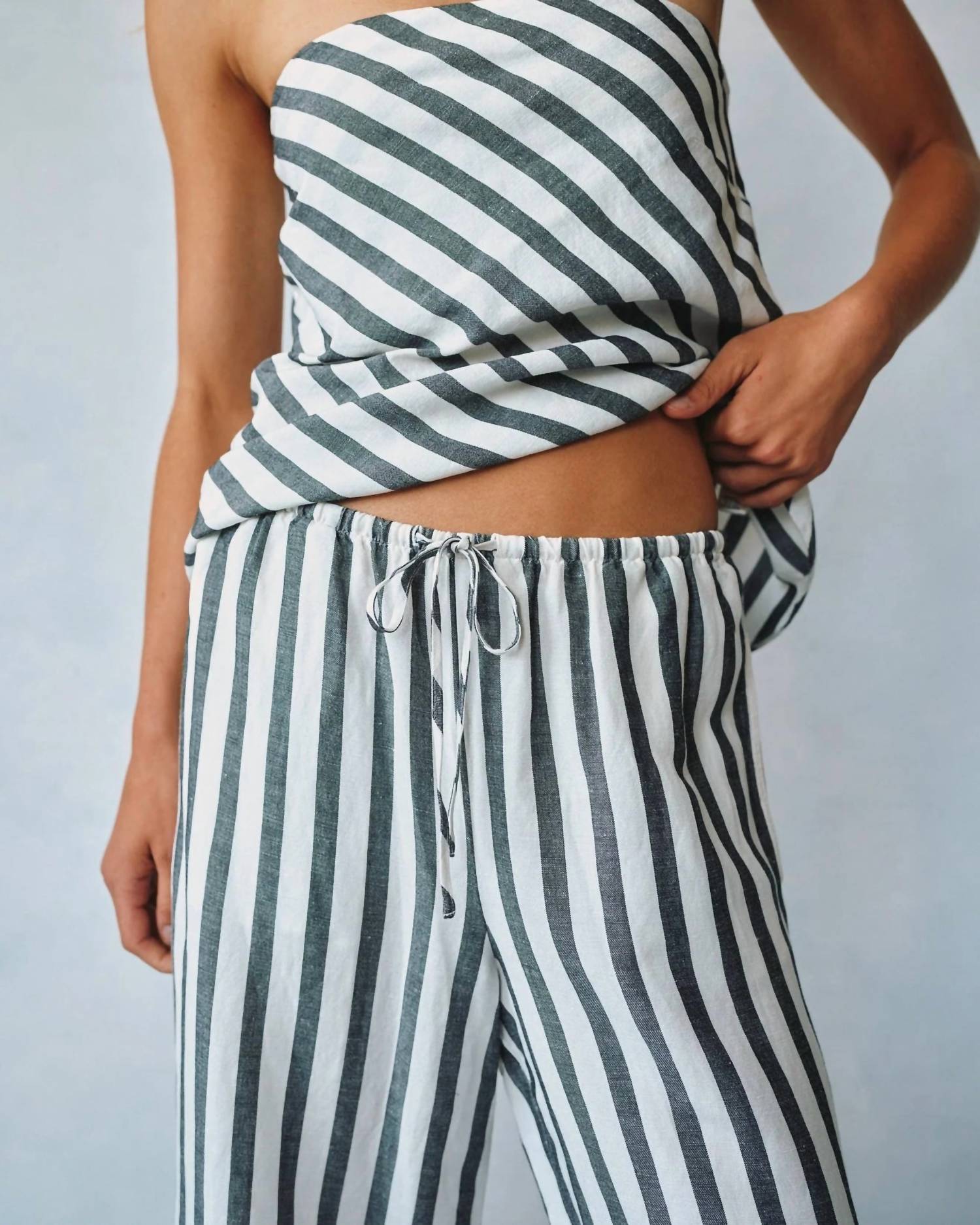 Bella Dahl Wide Leg Crop Drawstring Pant in saint tropez stripe - women's pants - view 4