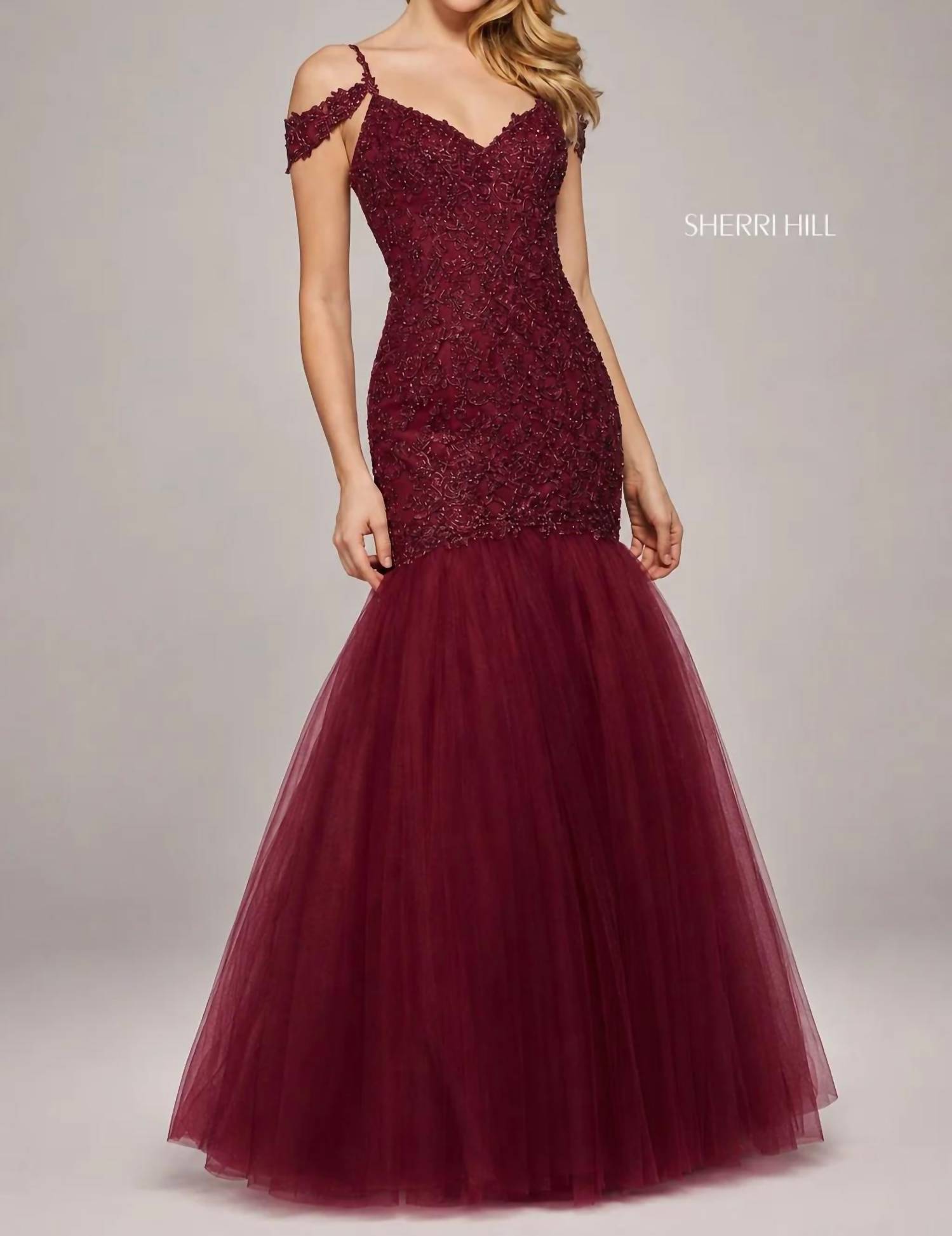 Sherri Hill - Lace & Tulle Mermaid Gown