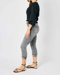 Judy Blue - Cuffed Button Fly Capri Jeans