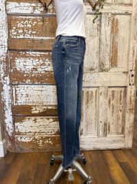 Judy Blue - 90's Straight Leg Jean