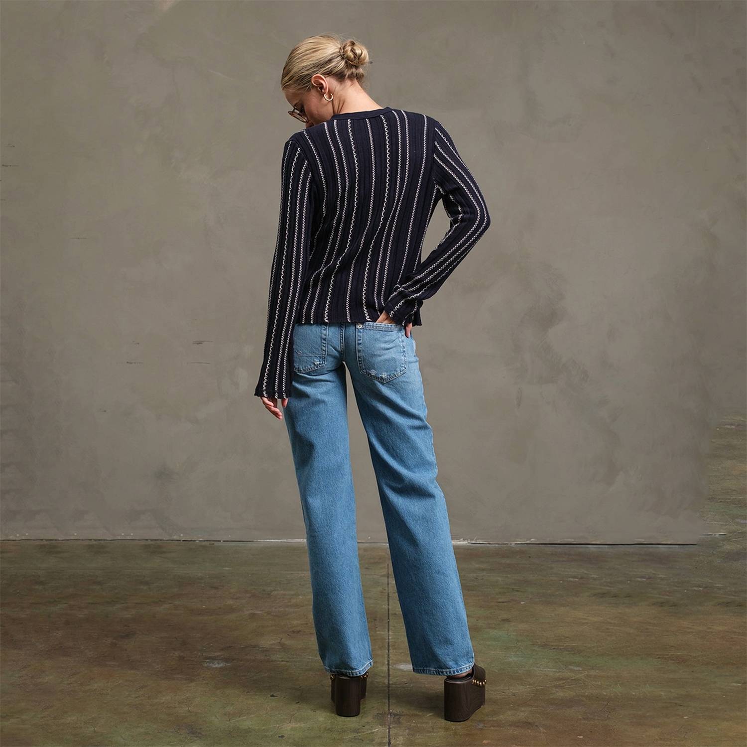 Raisonnel - Slim Wavy Stitch Button Cardigan