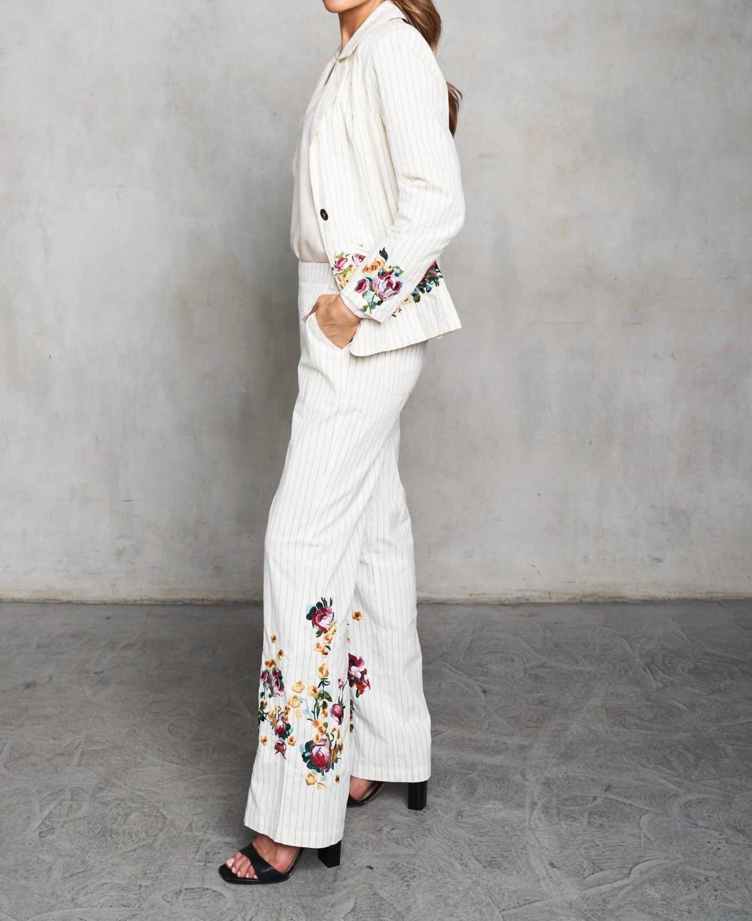 Paparazzi - Woven Yarn Dyed Embroided Pin Stripe Blazer