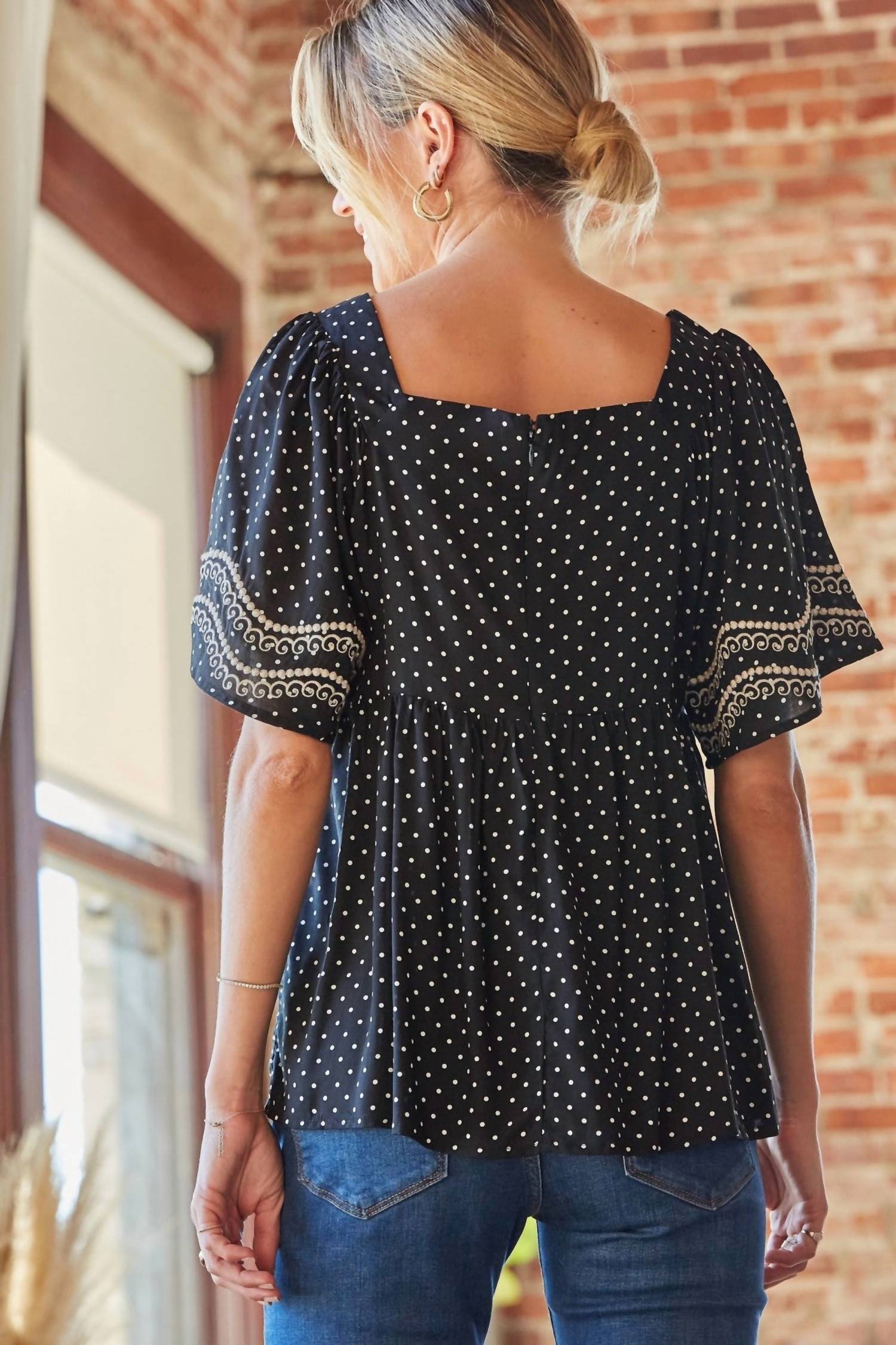 Andree By Unit - Embroidered Polka Dot Top