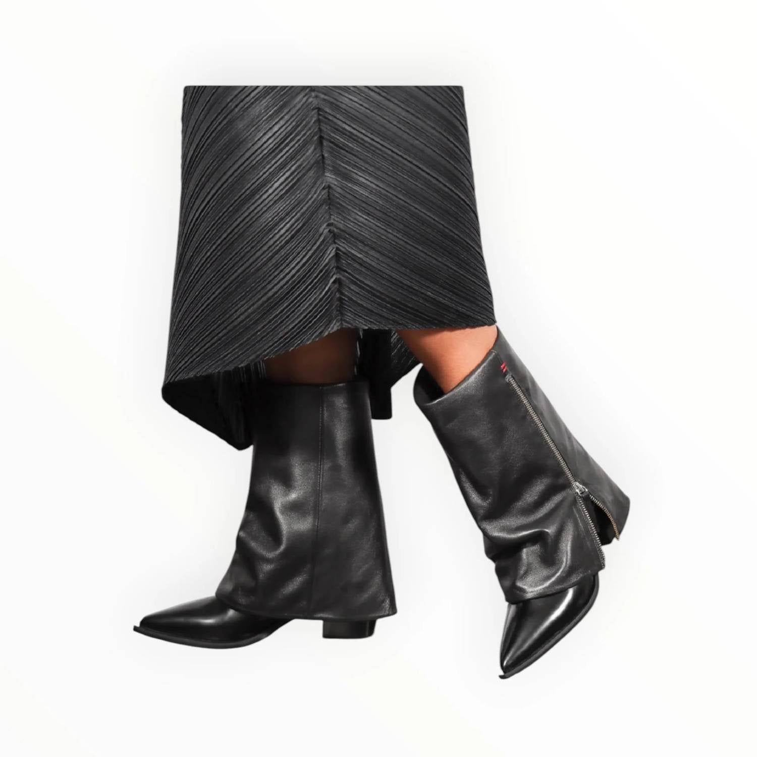 Halmanera - Women's Foldover Lug Sole Boots