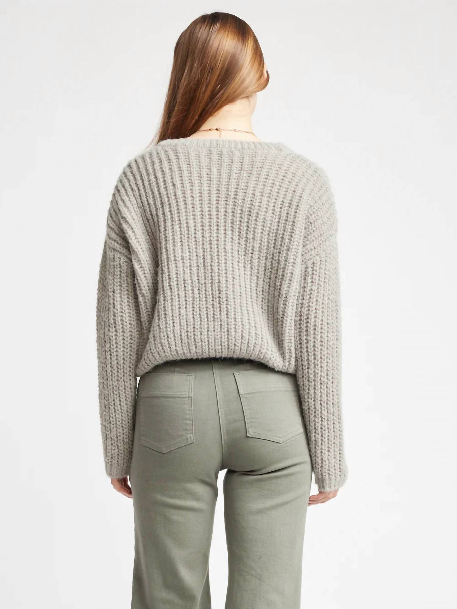 Self Contrast - Darla Chunky Cropped Sweater
