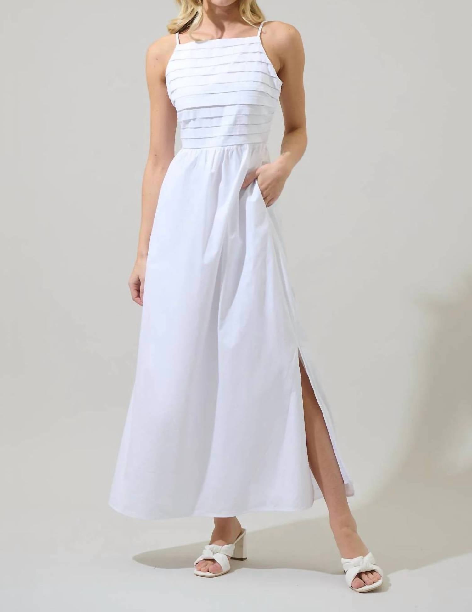 Sugarlips - Joyce Pleated Maxi Dress