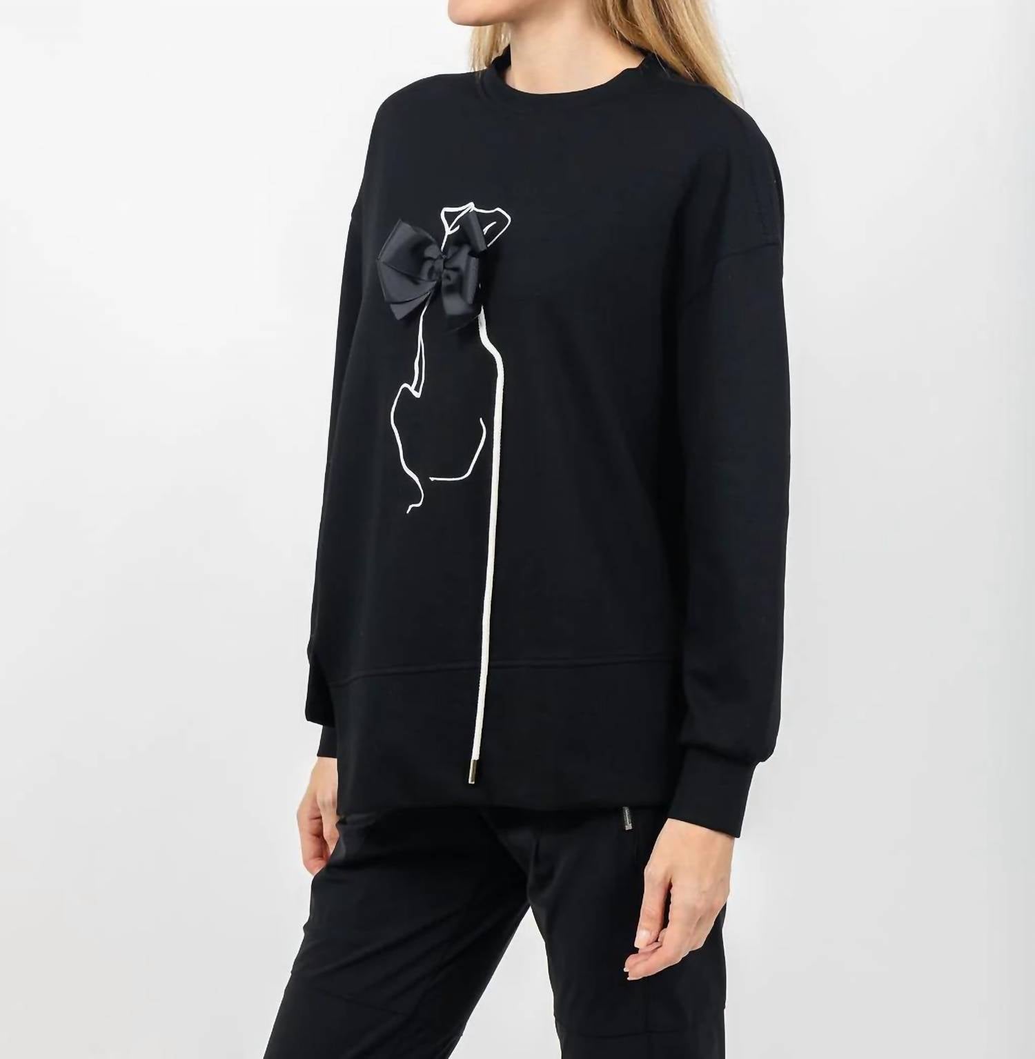 Terra - Line Art Crew Neck Sweater