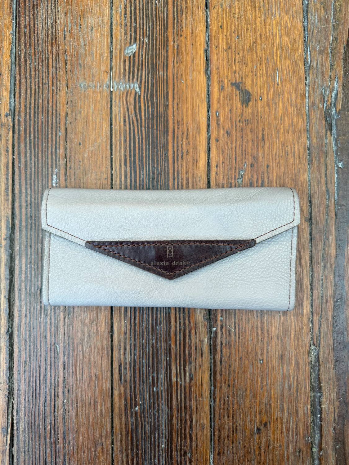Alexis Drake - Women's Genevieve Wallet