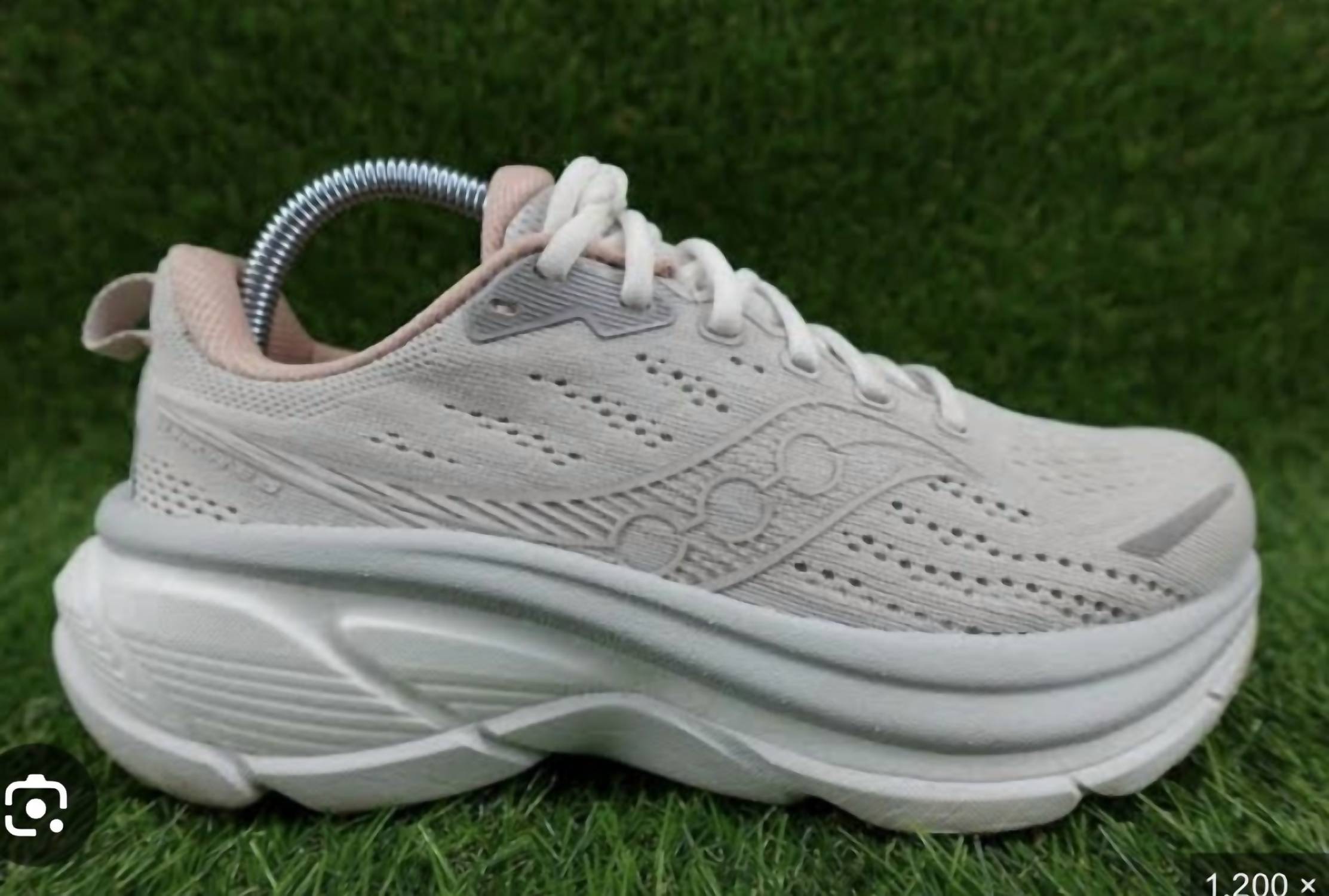 Saucony - Women's Hurricane 25 Running Shoes