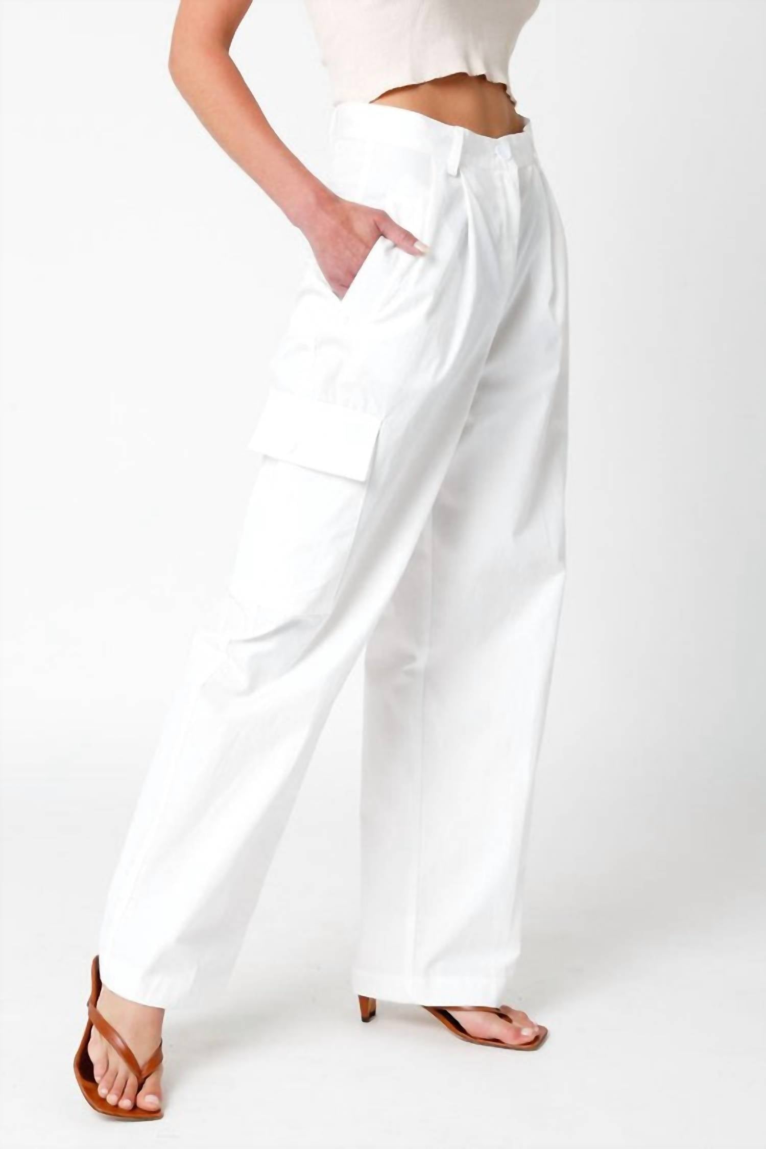 Olivaceous - Arwen Pleated Pants