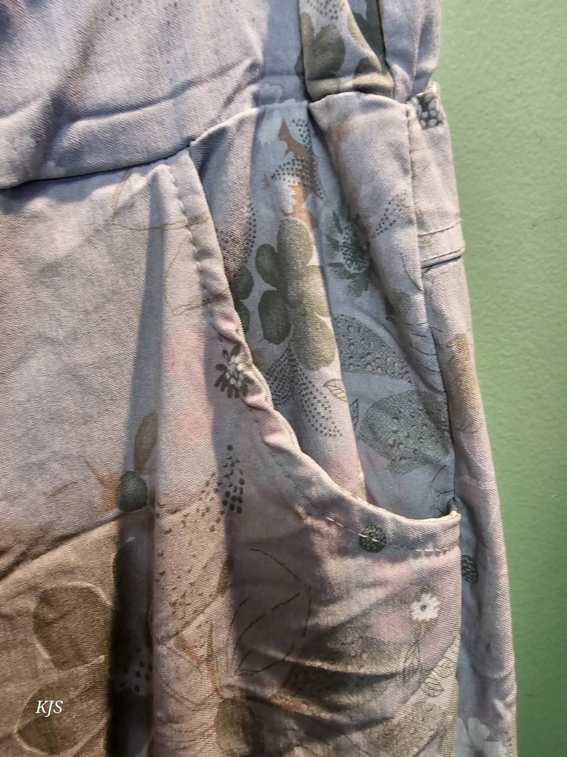 Made In Italy - Women's Printed Italian Crinkle Joggers