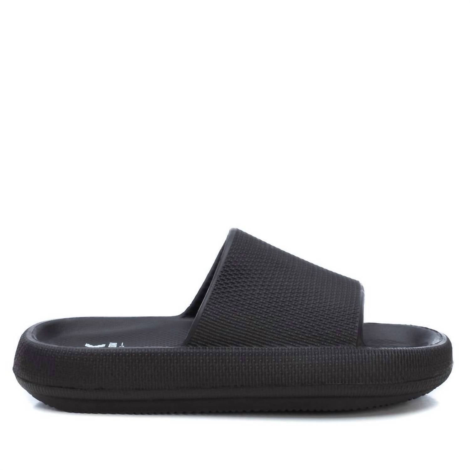 Xti Basic Slides in black - men's sandal