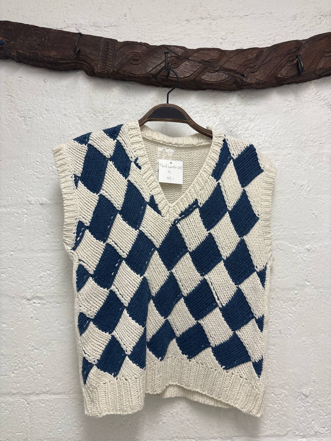 Sadie & Sage - Women's Plaid Sweater Vest